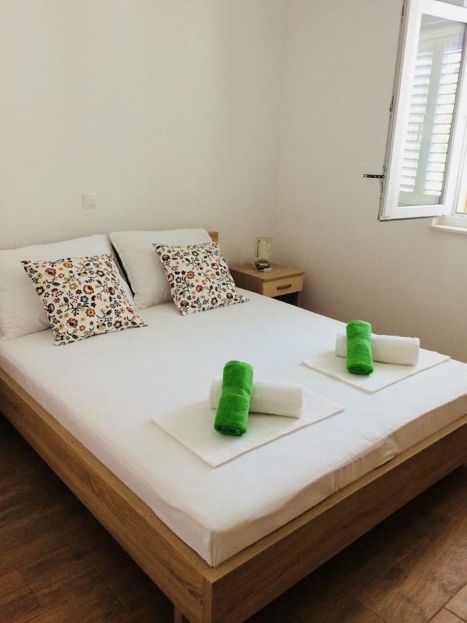 Apartmani Kronjac Milna (Hvar) Exterior foto